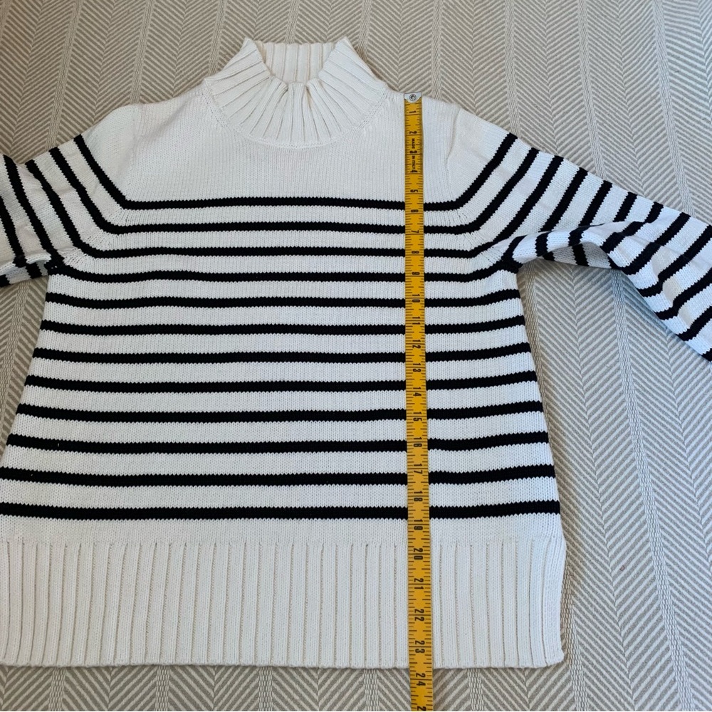 J. Crew mock neck sweater-L - Picture 7 of 8